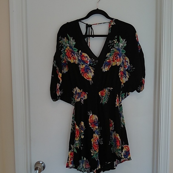 dainty hooligan Pants - Dainty Hooligan floral romper
